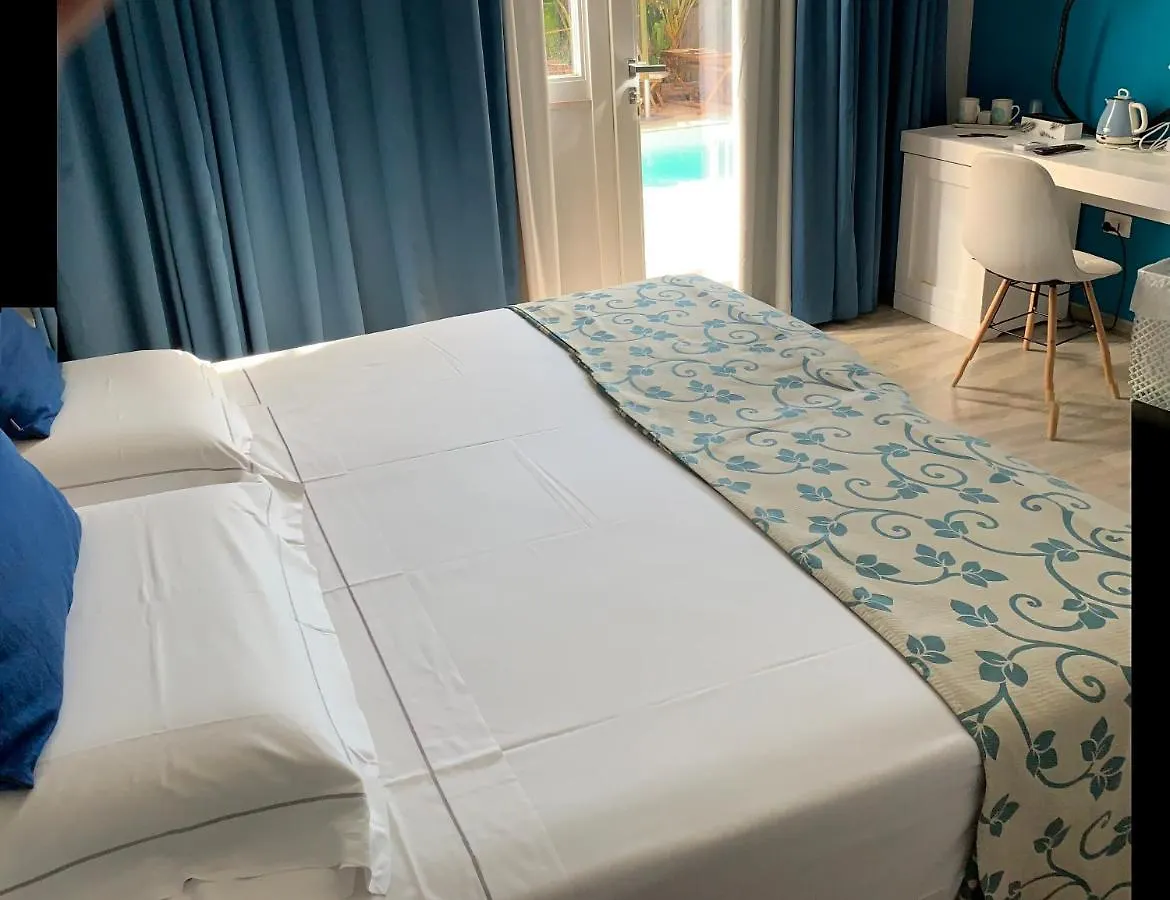 ヴィッラ・サン・ピエトロ L'Oasi Di Franco Bed & Breakfast イタリア